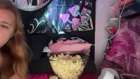 yourthickgingergoddess online show from January 11, 2026, 5:34 am