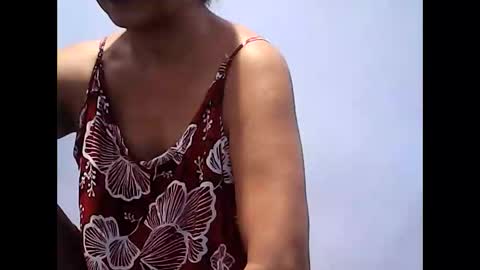 yourtropicalflower online show from December 23, 2025, 9:07 am