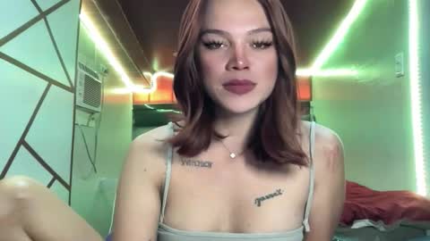 Snapshot of yourwildestdreamgirl chatting on June 11, 2026, 2:53 am ANDREA online show from June 11, 2026, 2:53 am