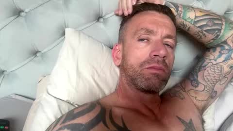 Snapshot of youwantus69 chatting on May 2, 2026, 9:25 am You want us 69 online show from May 2, 2026, 9:25 am