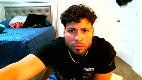 Snapshot of yovngbabyg4 chatting on February 22, 2025, 3:01 am yovngbabyg4 online show from February 22, 2025, 3:01 am