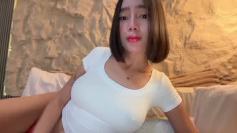 Snapshot of yowginethegreat chatting on July 11, 2026, 10:51 am YowgineTheGreat online show from July 11, 2026, 10:51 am