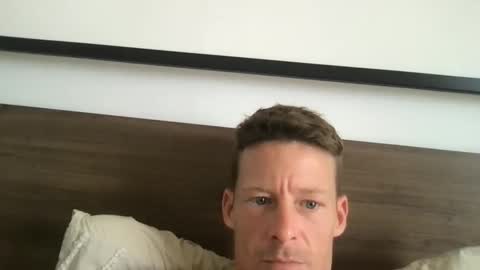 yoyoyo1221 online show from October 23, 2025, 1:38 am