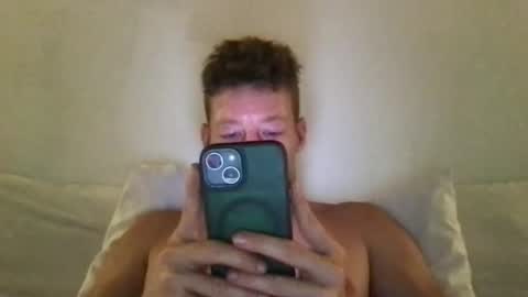 yoyoyo1221 online show from November 22, 2025, 7:07 am