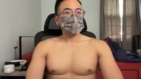 YellowRubber online show from September 15, 2025, 9:15 pm