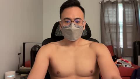 YellowRubber online show from September 27, 2025, 5:51 pm