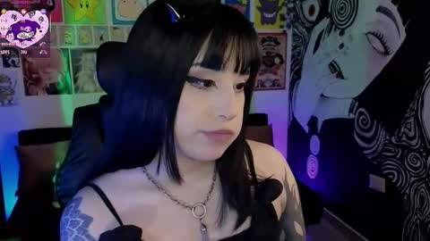    rawr   Anne Independent model      online show from October 7, 2025, 11:13 pm