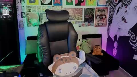    rawr   Anne Independent model      online show from February 23, 2026, 10:29 pm