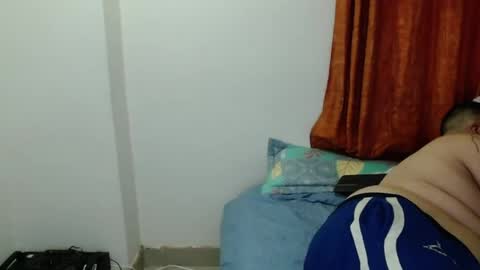 yul and val couple online show from April 4, 2026, 2:21 am