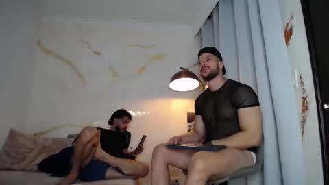 Snapshot of yulianpereira25 chatting on October 29, 2025, 3:09 am yulian 2811 online show from October 29, 2025, 3:09 am