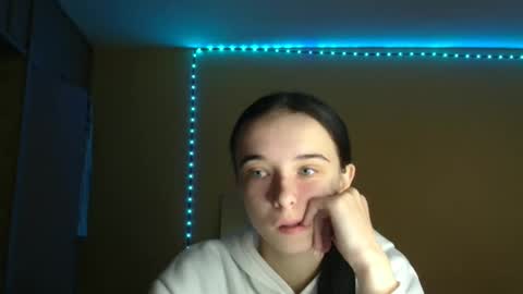 Yuliia online show from October 22, 2025, 7:41 am