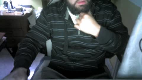 yulius_7 online show from December 18, 2024, 5:10 pm