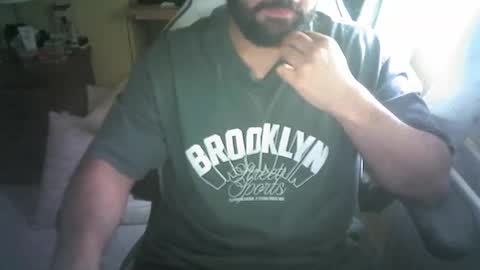 yulius_7 online show from October 21, 2025, 10:05 am