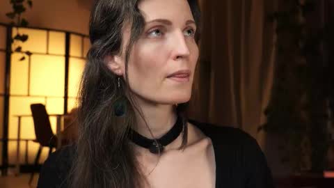 Snapshot of yulladao chatting on November 18, 2025, 6:01 pm yulla dao online show from November 18, 2025, 6:01 pm