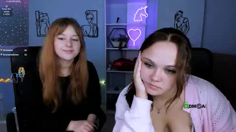 yume_sakura_ online show from September 30, 2025, 12:37 am