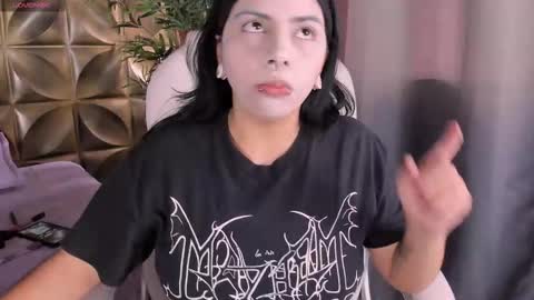 YUMEKO  online show from October 20, 2025, 6:41 pm