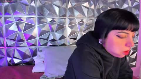 YUMEKO  online show from October 21, 2025, 1:56 pm