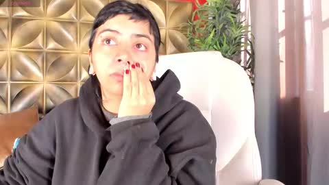 YUMEKO  online show from October 28, 2025, 12:09 pm