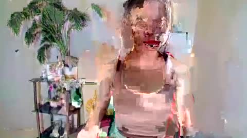 Snapshot of yumiexx chatting on August 1, 2026, 2:05 pm CALL ME YUMLEXX online show from August 1, 2026, 2:05 pm