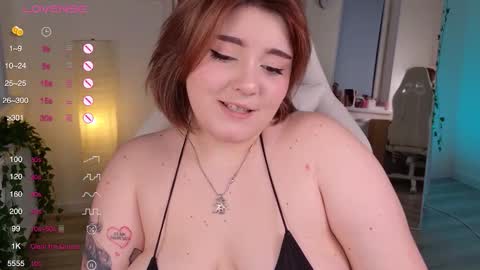 YumemiyaYumi online show from October 21, 2025, 7:14 pm