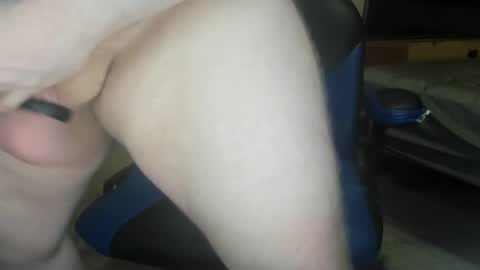 Snapshot of yummibear808 chatting on October 5, 2025, 3:27 am Yummibear online show from October 5, 2025, 3:27 am