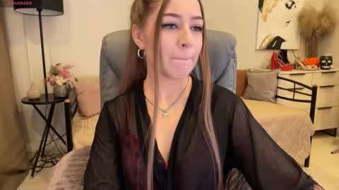 Snapshot of yummy_jane_ chatting on October 23, 2025, 1:05 am Yummy Jane online show from October 23, 2025, 1:05 am