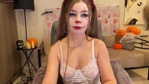 Snapshot of yummy_jane_ chatting on October 31, 2025, 1:17 am Yummy Jane online show from October 31, 2025, 1:17 am