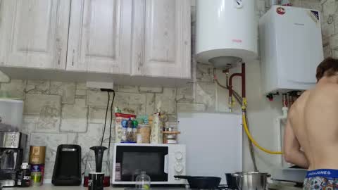 Alex online show from November 19, 2025, 2:39 pm