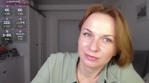 Lillya online show from November 3, 2025, 10:49 am