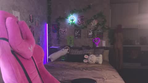 Snapshot of yummylisa chatting on October 4, 2025, 7:34 pm Lisa online show from October 4, 2025, 7:34 pm