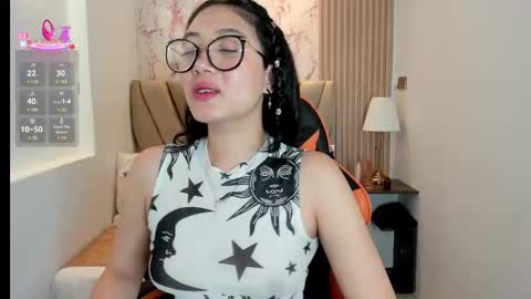 Yuna  online show from September 27, 2025, 2:55 pm