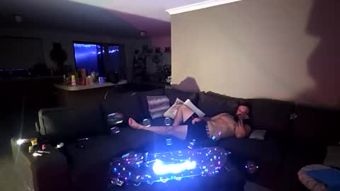 yungdumnfullacum online show from March 15, 2026, 2:56 pm