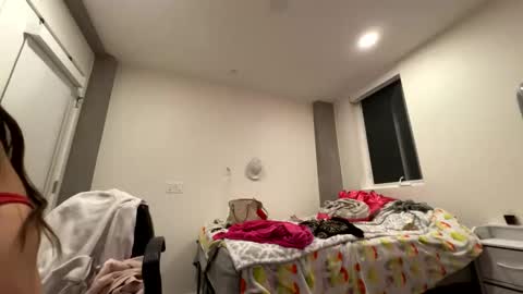 Snapshot of yungfemslut chatting on October 28, 2025, 3:32 am BbyTSSLut online show from October 28, 2025, 3:32 am