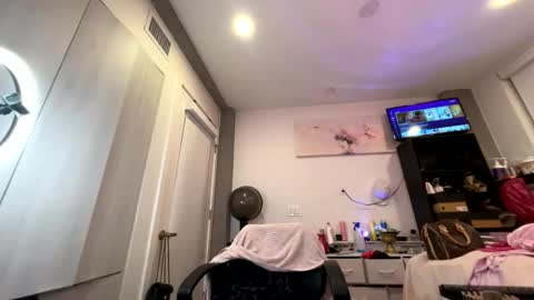 BbyTSSLut online show from February 17, 2026, 2:52 am