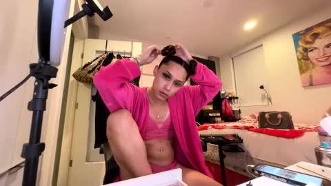 BbyTSSLut online show from March 25, 2026, 3:12 am