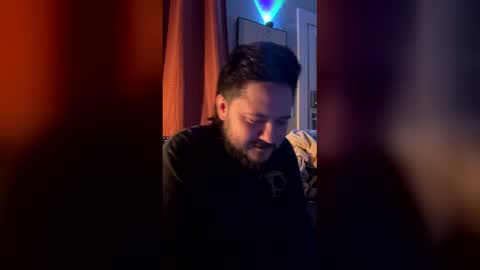 yungjj94 online show from December 3, 2025, 6:32 am