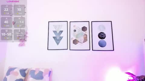 Yunna online show from November 5, 2025, 11:32 am