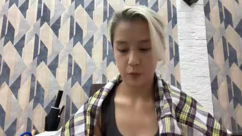 Snapshot of yuonnekehoe chatting on October 24, 2025, 4:03 pm Kristi online show from October 24, 2025, 4:03 pm
