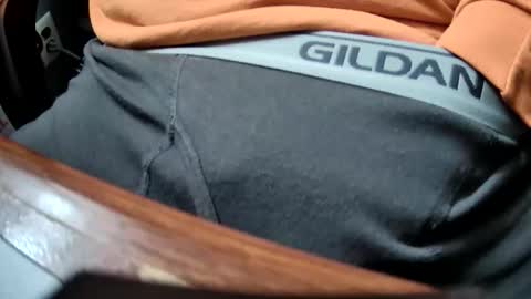 yuppers1234 online show from October 23, 2025, 5:44 pm