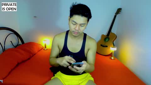 Snapshot of yuri_nation chatting on December 15, 2024, 5:34 am yuri nation online show from December 15, 2024, 5:34 am