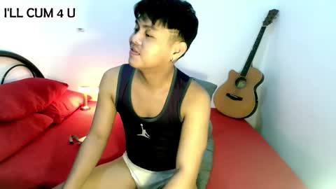 Snapshot of yuri_nation chatting on February 17, 2025, 9:35 am yuri nation online show from February 17, 2025, 9:35 am