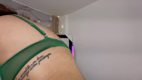 Yutori online show from January 7, 2026, 3:53 am