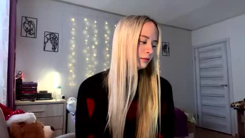 May online show from January 11, 2026, 12:21 pm