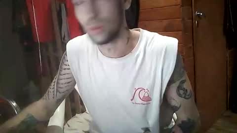 Snapshot of yuumis chatting on November 8, 2025, 10:04 am Yuumi online show from November 8, 2025, 10:04 am