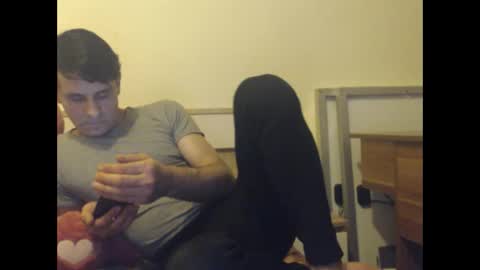 yvesstorm5 online show from March 4, 2025, 6:29 pm