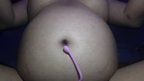 Snapshot of yvie__ chatting on September 30, 2025, 6:18 am Eve online show from September 30, 2025, 6:18 am