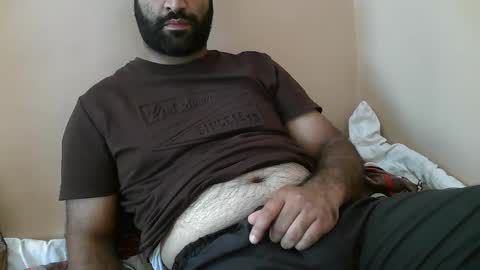 Snapshot of yxxtxxdentyk chatting on September 29, 2025, 4:39 am Bi BearXXX online show from September 29, 2025, 4:39 am