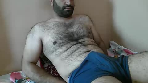 Snapshot of yxxtxxdentyk chatting on April 30, 2026, 5:36 am Bi BearXXX online show from April 30, 2026, 5:36 am
