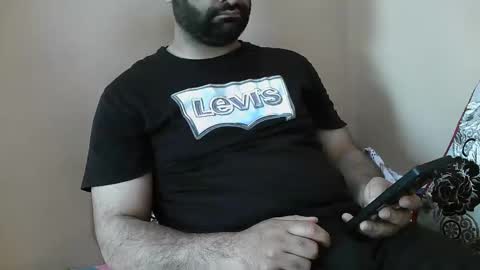 Snapshot of yxxtxxdentyk chatting on May 7, 2026, 4:40 am Bi BearXXX online show from May 7, 2026, 4:40 am