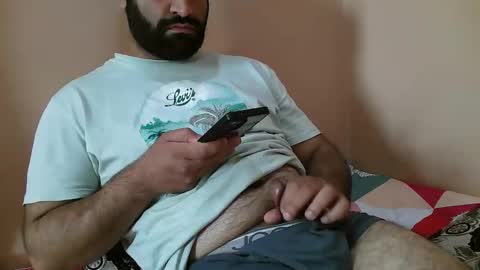 Snapshot of yxxtxxdentyk chatting on May 23, 2026, 4:29 am Bi BearXXX online show from May 23, 2026, 4:29 am